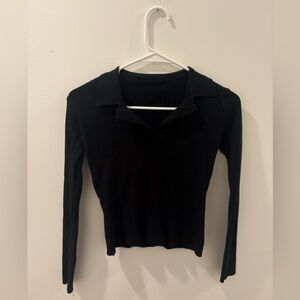 Black Ribbed V-Neck Long Sleeve Tee with Collar (Size Small)